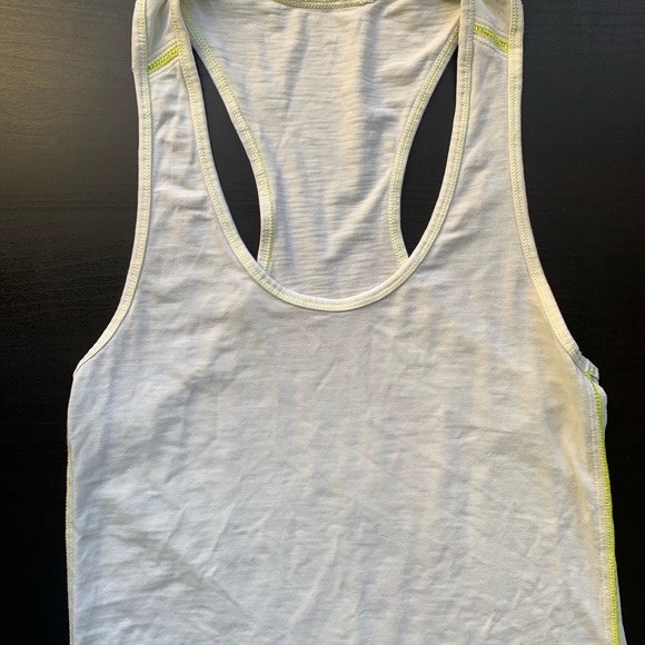Lululemon Athletica Light Yellow Racerback Athletic Lightweight Tank Top size S - Picture 3 of 9